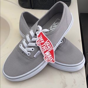 Women’s light grey Vans size 6.5